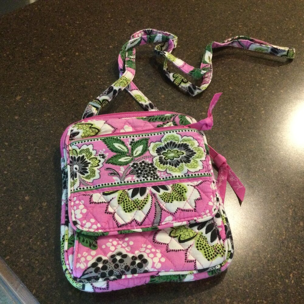 Vera Bradley Crossbody Hipster in retired Dew Berry Pink pattern
